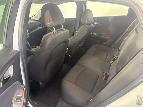 Used 2024 Chevrolet Malibu LT FWD image 22