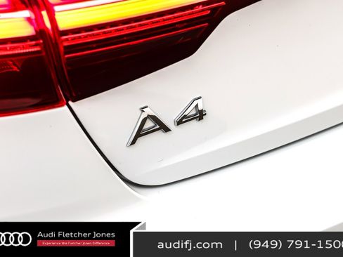 Used 2023 Audi A4 2.0T Premium w/ Convenience Package image 10
