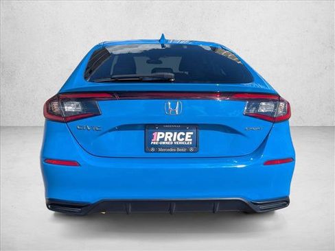 Used 2023 Honda Civic Sport image 6