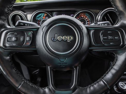 Used 2022 Jeep Wrangler Unlimited Sport AWD/4WD image 16