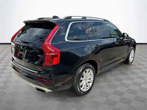 Used 2018 Volvo XC90 T6 Momentum w/ Momentum Plus Package image 8