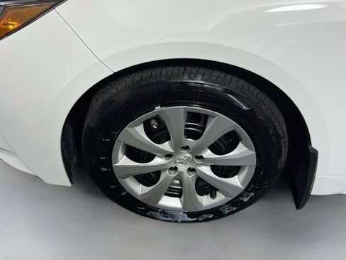 Used 2026 Toyota Corolla LE FWD image 13
