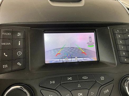 Used 2019 Ford Edge SE w/ SE Fleet Driver's Package image 20