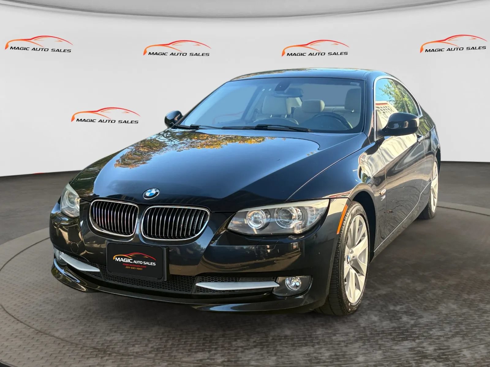Used 2013 BMW 328i xDrive Coupe AWD/4WD image 1