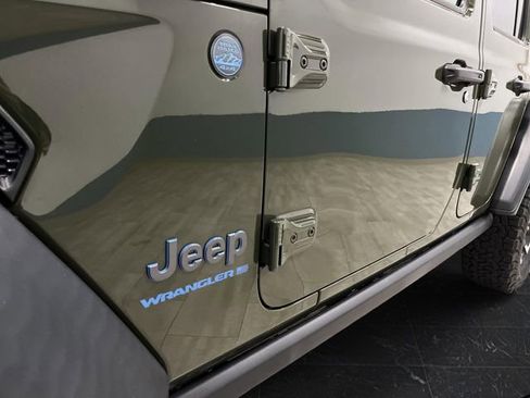 Used 2024 Jeep Wrangler Unlimited Rubicon 4xe image 33