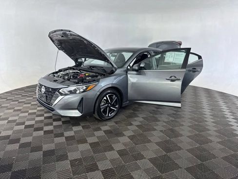 Certified 2024 Nissan Sentra SV FWD image 10