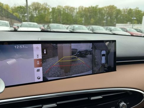 New 2026 Genesis GV70 2.5T Advanced AWD/4WD image 19