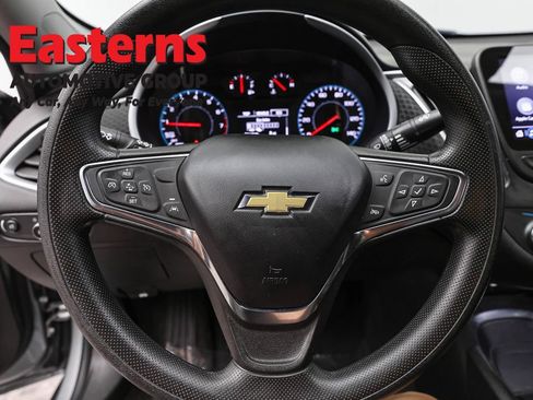 Used 2023 Chevrolet Malibu LT FWD image 10