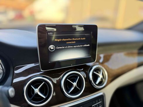 Used 2016 Mercedes-Benz CLA 250 image 31