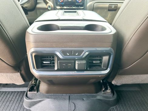 Used 2021 GMC Sierra 3500 Denali w/ Denali Ultimate Package AWD/4WD image 27