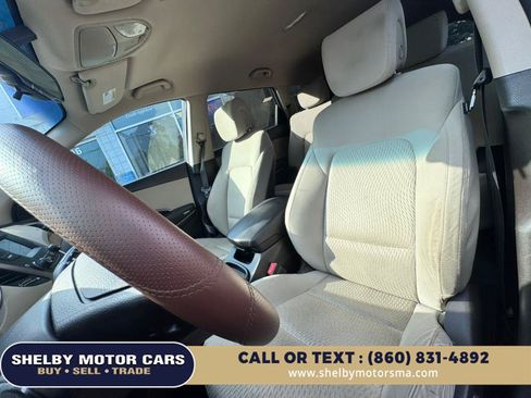 Used 2016 Hyundai Santa Fe SE AWD/4WD image 11