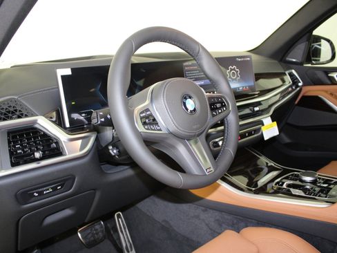 New 2026 BMW X5 sDrive40i w/ M Sport Package image 4
