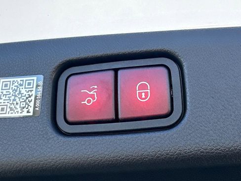 New 2026 Mercedes-Benz E 350 Sedan image 21