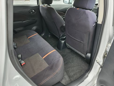 Used 2018 Nissan Versa Note SR FWD image 19
