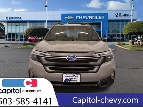 Used 2025 Subaru Forester Limited AWD/4WD image 2