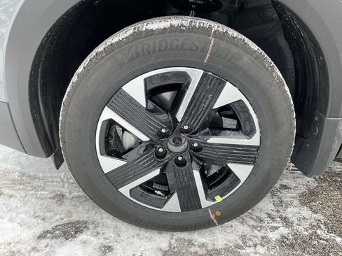 New 2026 Nissan Kicks SV w/ SV Premium Package image 9