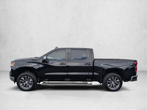 Used 2024 Chevrolet Silverado 1500 LT AWD/4WD image 8