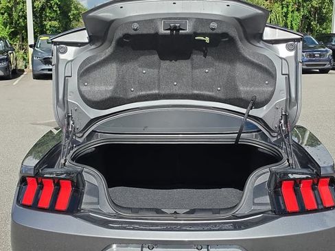 Used 2025 Ford Mustang GT RWD image 6