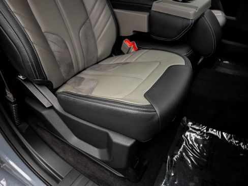Used 2020 Ford F150 XL w/ Equipment Group 101A Mid RWD image 35
