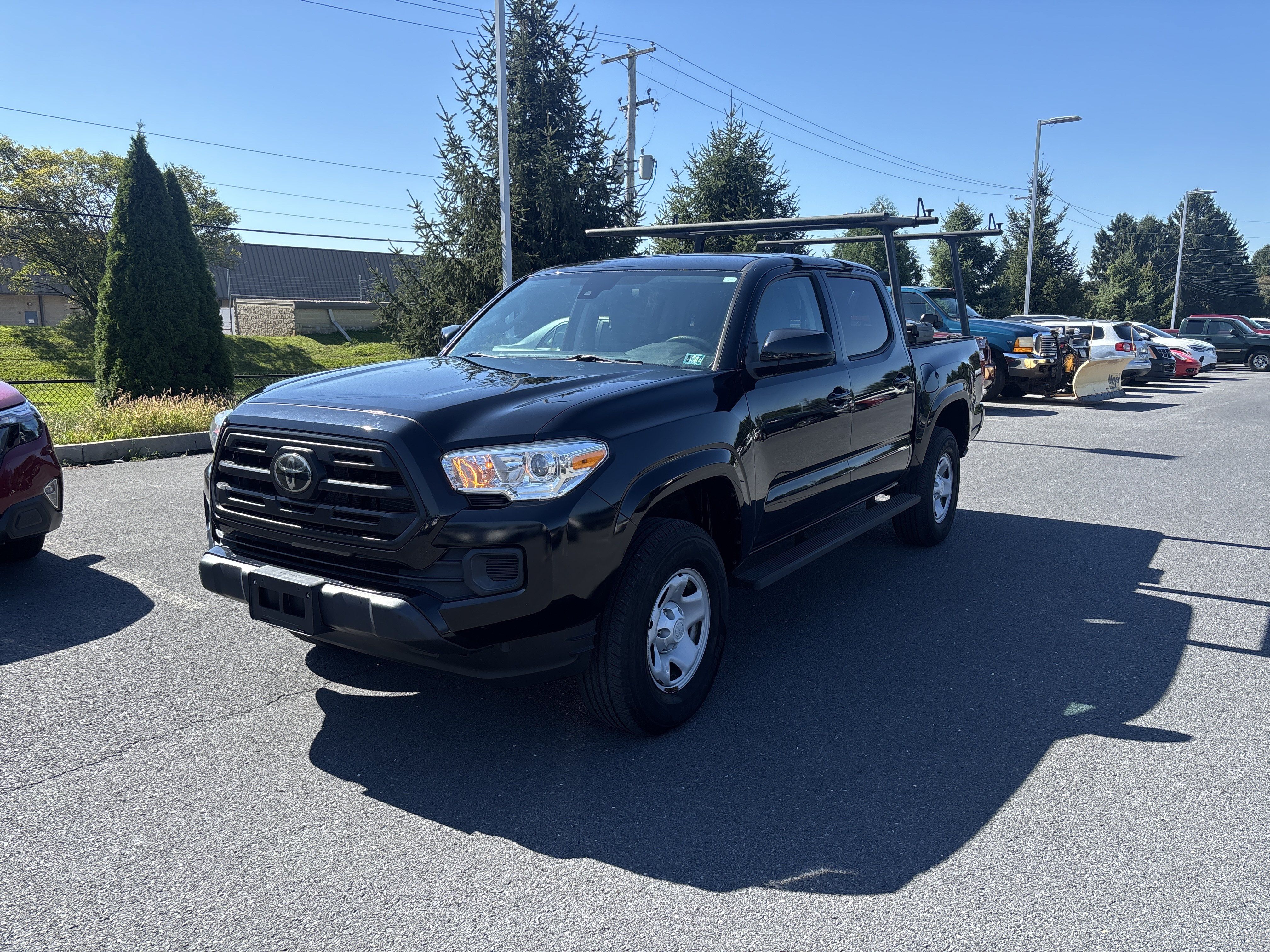 Used 2019 Toyota Tacoma SR w/ SR Convenience Package AWD/4WD image 16