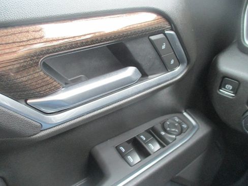 Used 2025 Chevrolet Silverado 1500 RST image 20