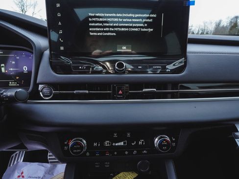 New 2026 Mitsubishi Outlander SEL FWD image 20