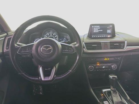 Used 2018 MAZDA MAZDA3 Touring FWD image 24