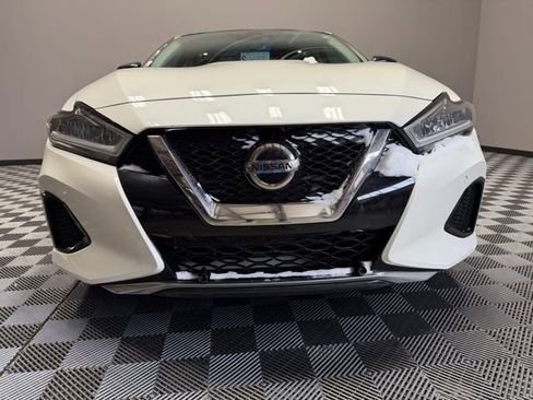 Used 2020 Nissan Maxima 3.5 SL w/ Floor Mat Group image 3