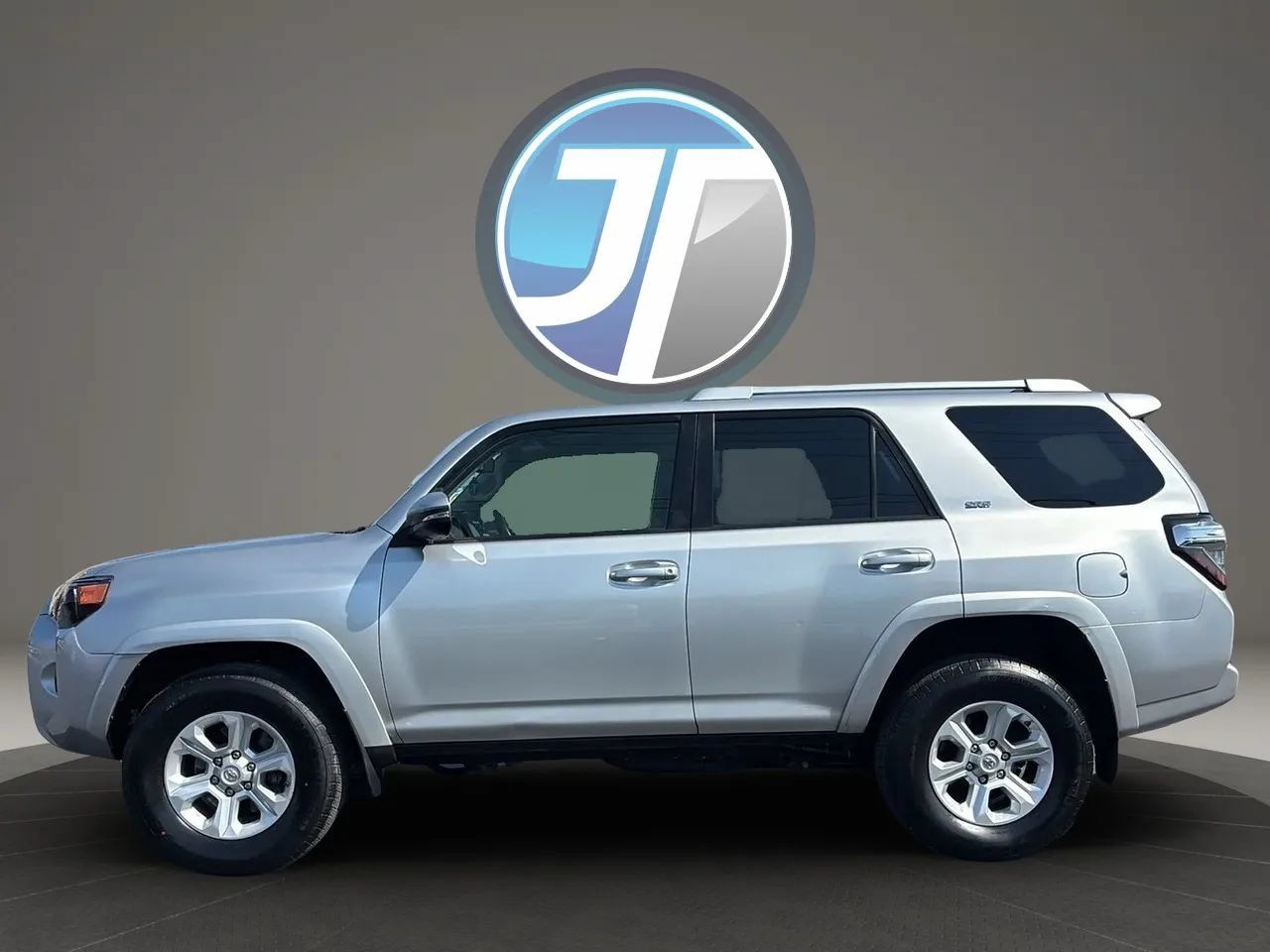 Used 2017 Toyota 4Runner SR5 Premium AWD/4WD image 15