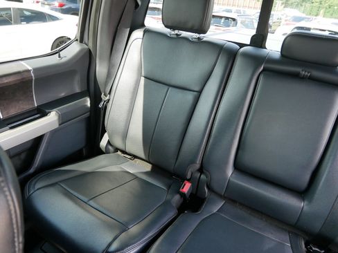 Used 2022 Ford F350 Lariat w/ Lariat Ultimate Package AWD/4WD image 12