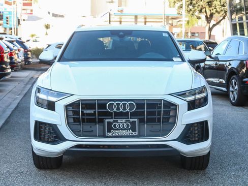 Used 2019 Audi Q8 Premium w/ Convenience Package image 2