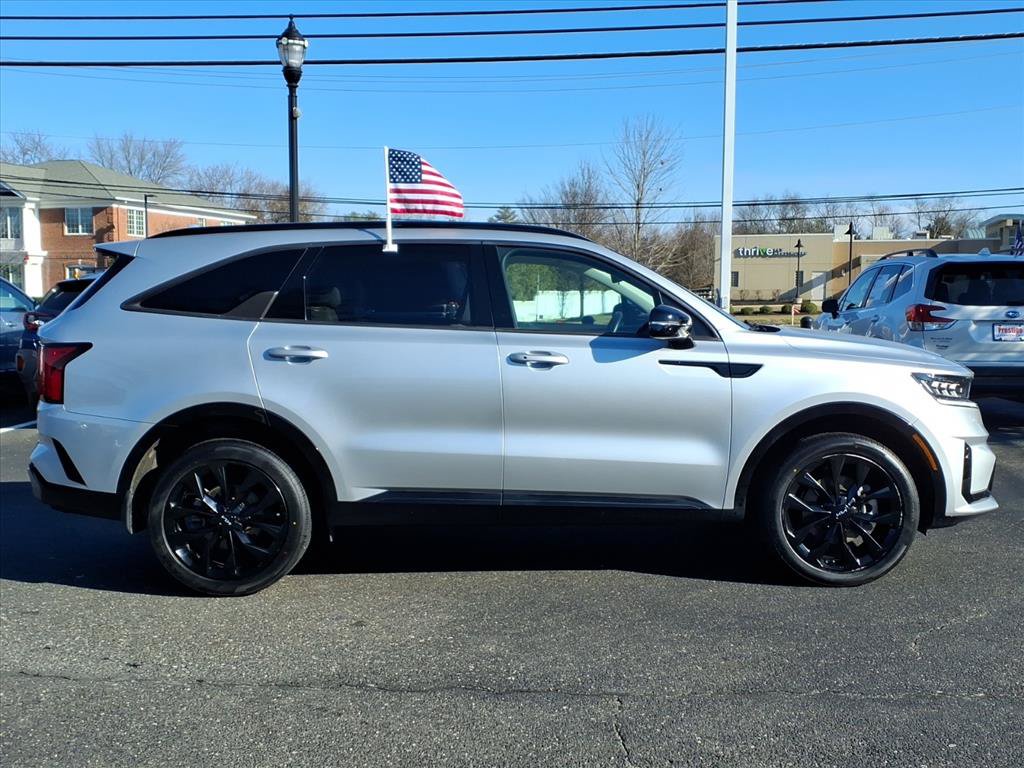 Used 2022 Kia Sorento SX AWD/4WD image 2