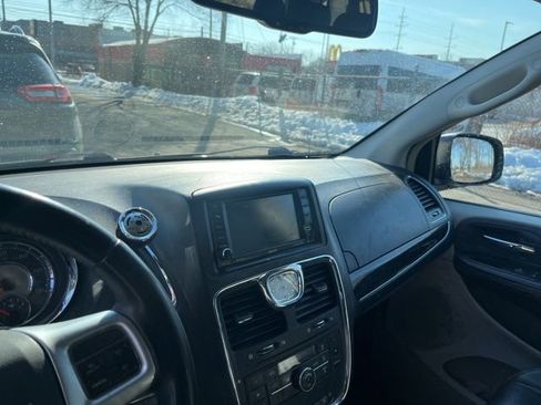 Used 2012 Chrysler Town & Country Touring w/ Entertainment Group #1 image 13