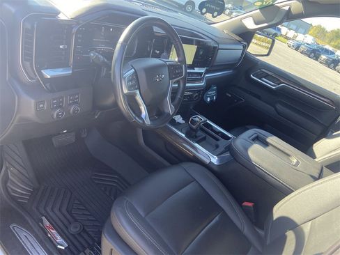 Certified 2022 Chevrolet Silverado 1500 RST image 10