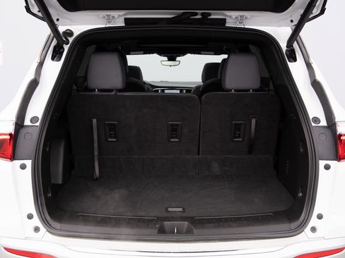 Used 2023 Buick Enclave Premium image 26