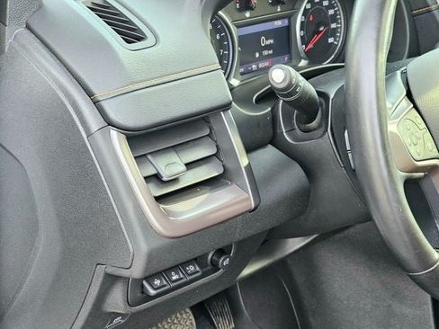 Used 2022 GMC Terrain AT4 w/ Tech Package AWD/4WD image 15