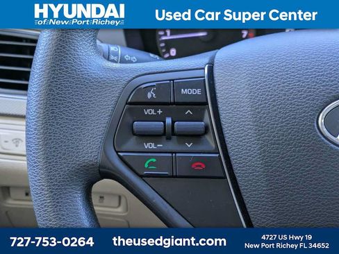 Used 2017 Hyundai Sonata SE FWD image 25