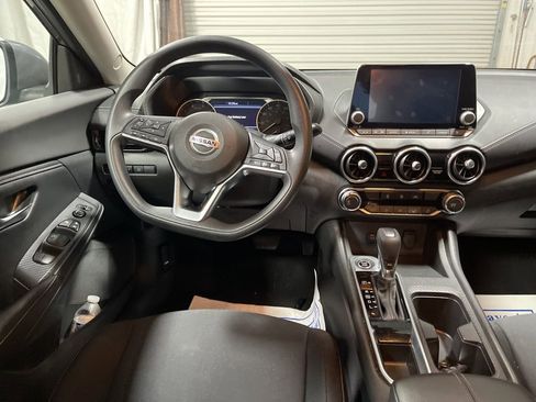 Used 2023 Nissan Sentra SV image 15
