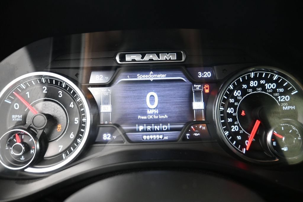 Used 2022 RAM 1500 Big Horn AWD/4WD image 6