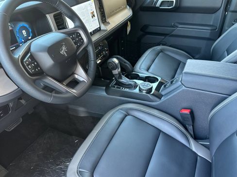 New 2026 Ford Bronco Outer Banks w/ Sasquatch Package AWD/4WD image 10