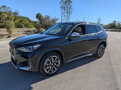 Used 2023 BMW X1 xDrive28i image 8