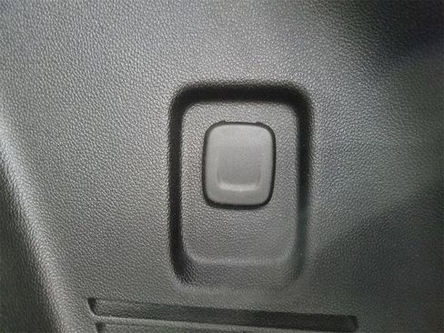 Used 2019 Chevrolet Blazer RS image 9