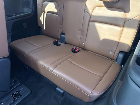 Used 2024 Nissan Pathfinder Platinum w/ Cargo Package image 14