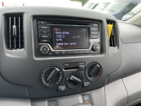 Used 2019 Nissan NV200 S w/ Cruise Control Package image 12