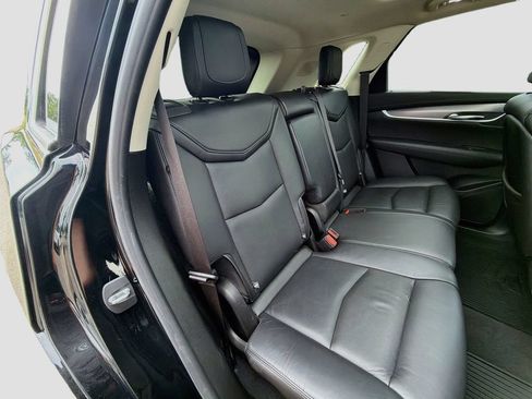 Used 2019 Cadillac XT5 Premium Luxury w/ Driver Assist Package AWD/4WD image 31