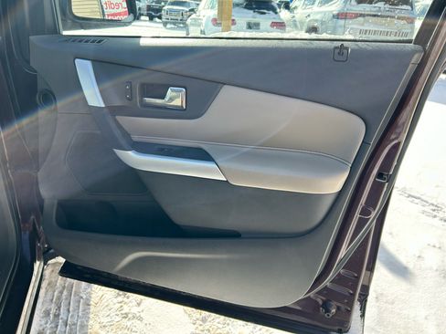 Used 2011 Ford Edge Limited w/ 302A Rapid Spec Order Code image 16