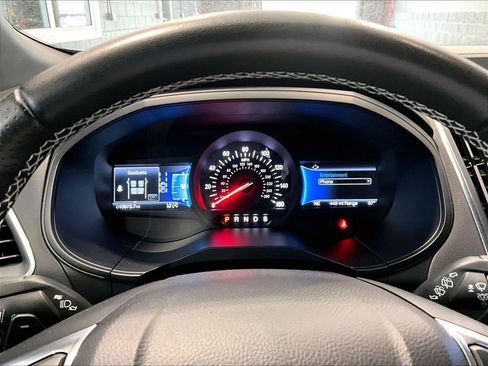 Used 2024 Ford Edge ST image 13