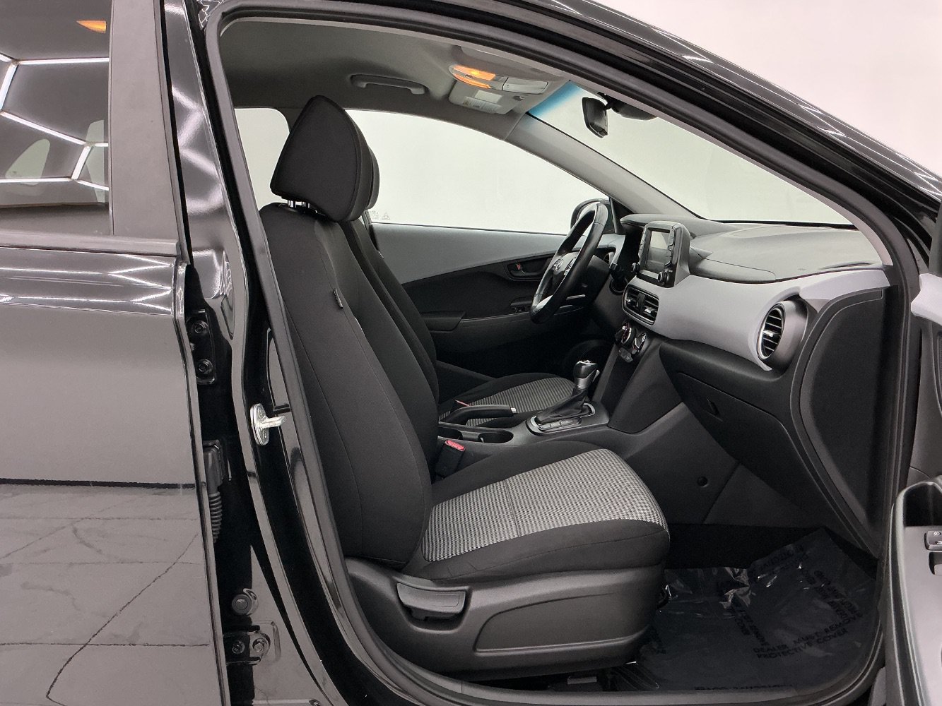 Used 2019 Hyundai Kona SEL FWD image 15