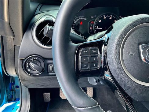 Used 2015 Dodge Viper SRT-10 RWD image 13