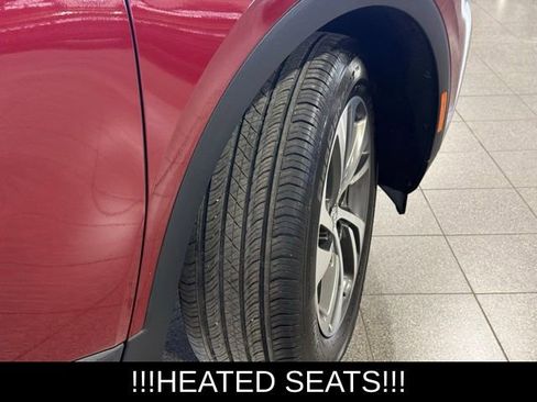 Used 2023 Buick Envision Essence image 12